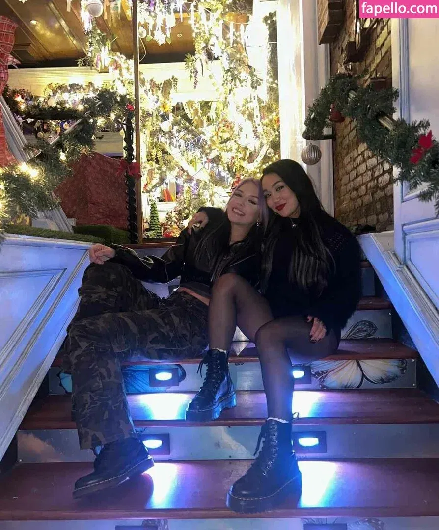 Roxanne Perez Onlyfans Photo Gallery 