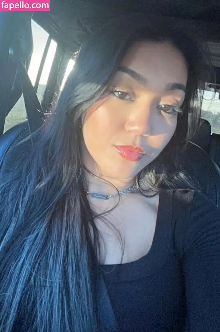 Roxanne Perez Onlyfans Photo Gallery 