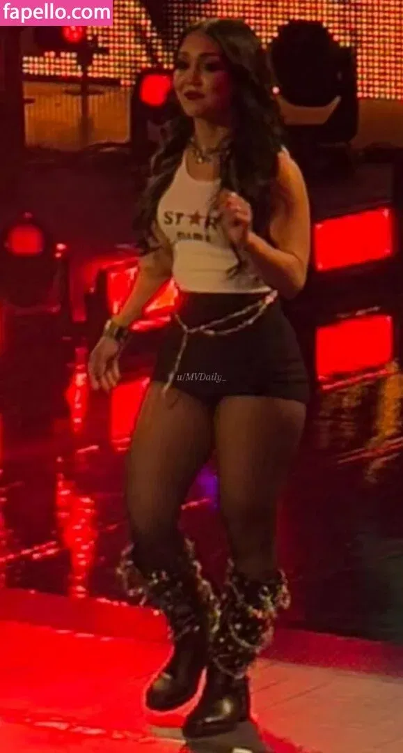 Roxanne Perez Onlyfans Photo Gallery 