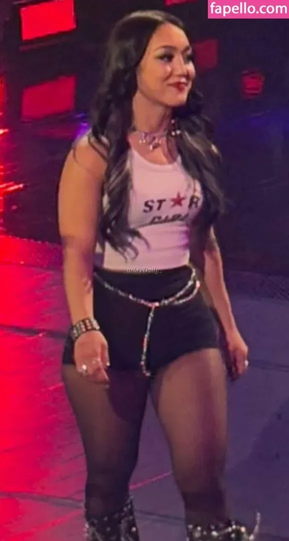 Roxanne Perez Onlyfans Photo Gallery 