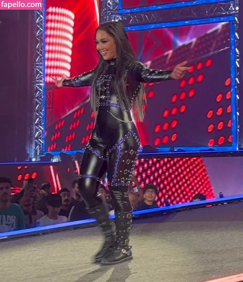 Roxanne Perez Onlyfans Photo Gallery 