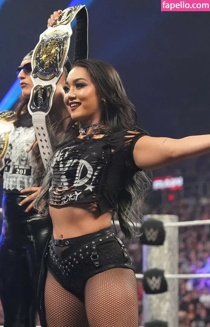 Roxanne Perez Onlyfans Photo Gallery 