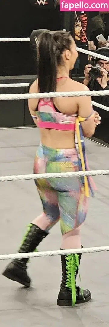 Roxanne Perez Onlyfans Photo Gallery 