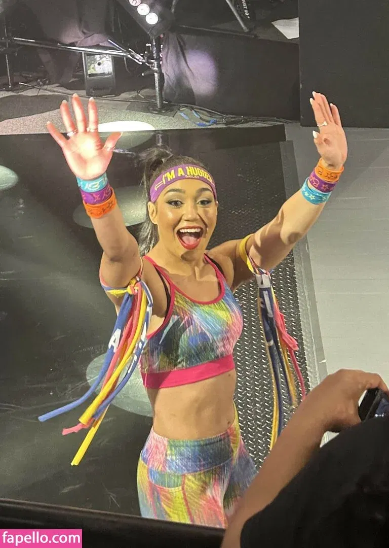 Roxanne Perez Onlyfans Photo Gallery 