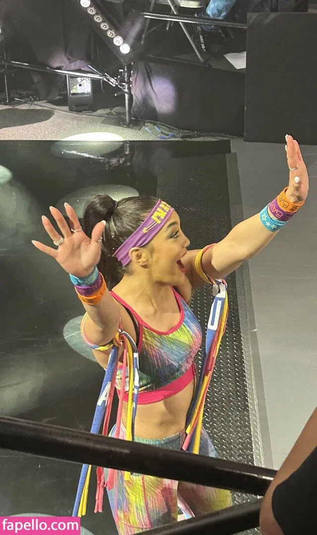 Roxanne Perez Onlyfans Photo Gallery 