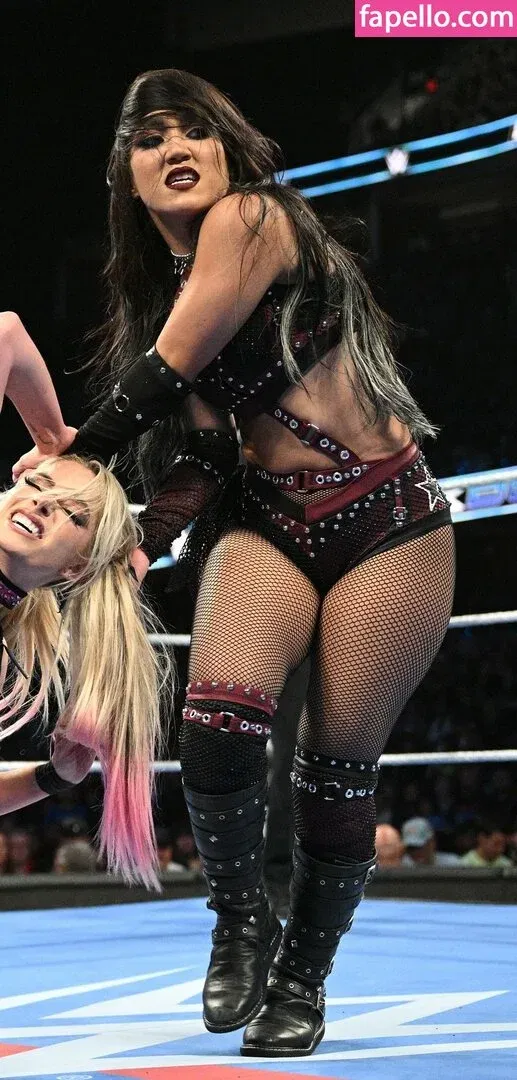 Roxanne Perez Onlyfans Photo Gallery 