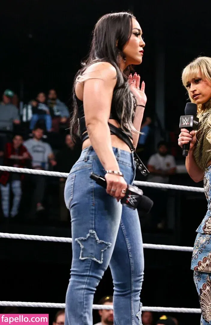 Roxanne Perez Onlyfans Photo Gallery 