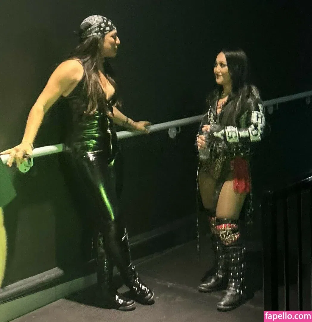 Roxanne Perez Onlyfans Photo Gallery 