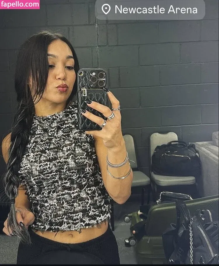 Roxanne Perez Onlyfans Photo Gallery 