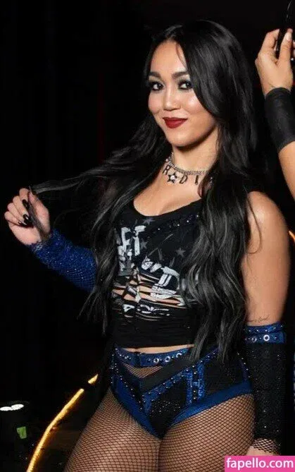 Roxanne Perez Onlyfans Photo Gallery 