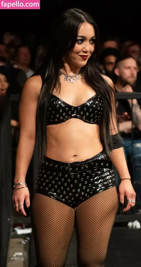 Roxanne Perez Onlyfans Photo Gallery 