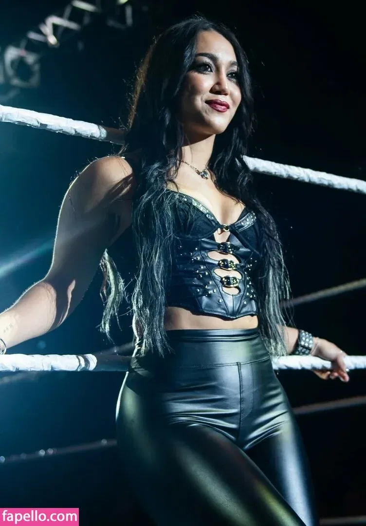 Roxanne Perez Onlyfans Photo Gallery 