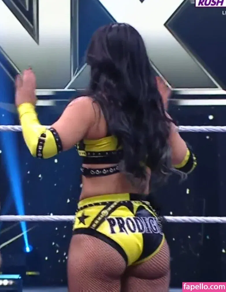 Roxanne Perez Onlyfans Photo Gallery 