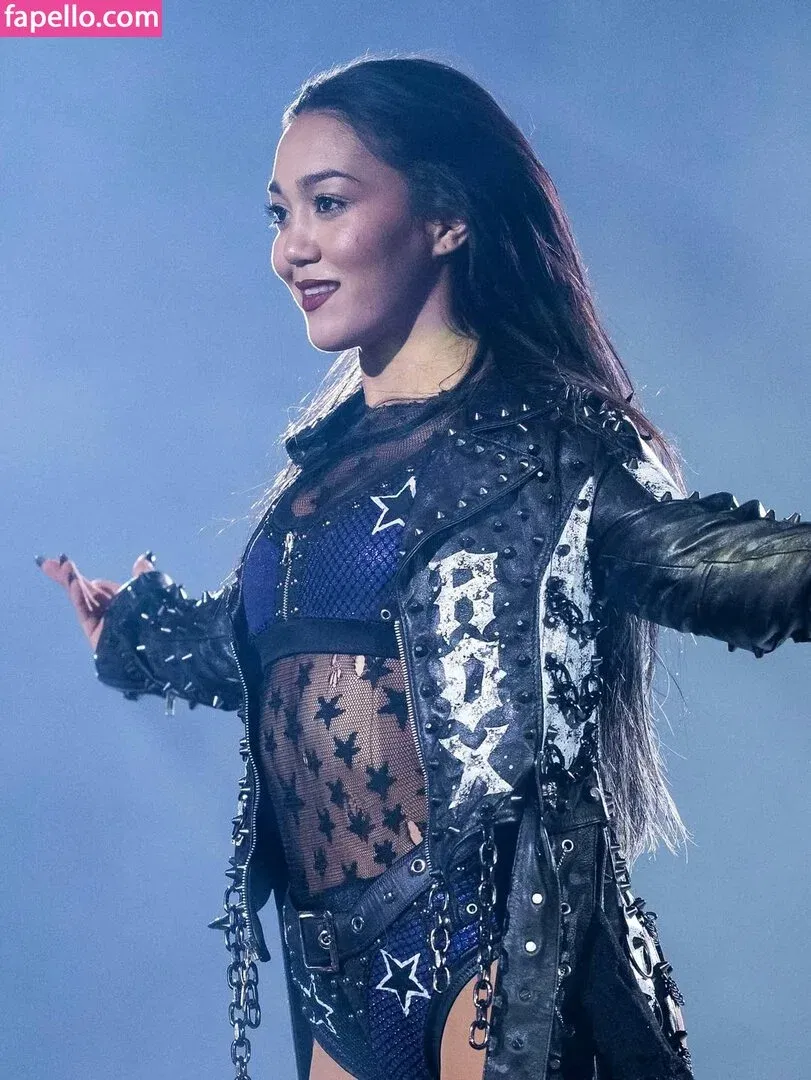 Roxanne Perez Onlyfans Photo Gallery 