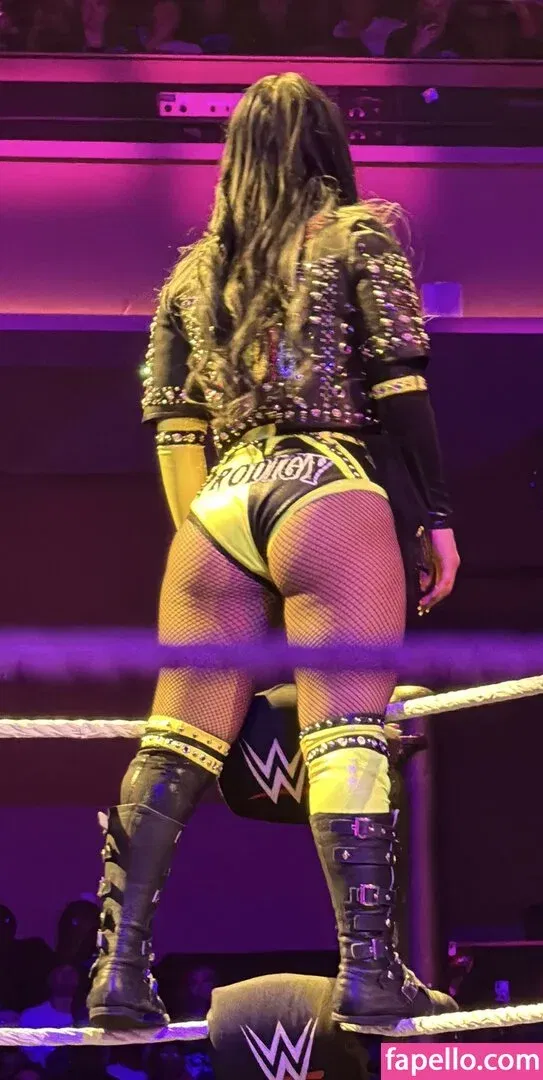 Roxanne Perez Onlyfans Photo Gallery 