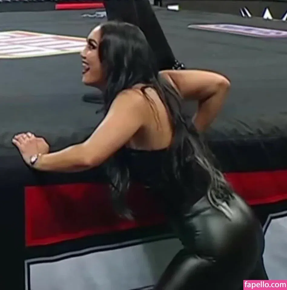 Roxanne Perez Onlyfans Photo Gallery 