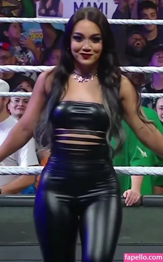 Roxanne Perez Onlyfans Photo Gallery 