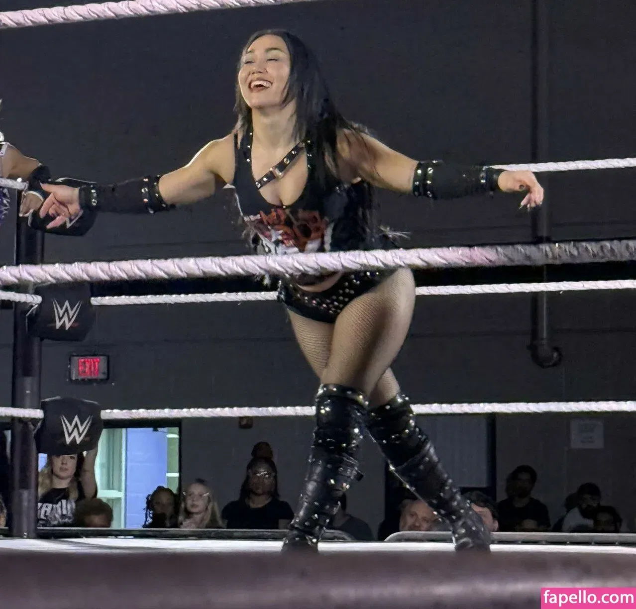 Roxanne Perez Onlyfans Photo Gallery 