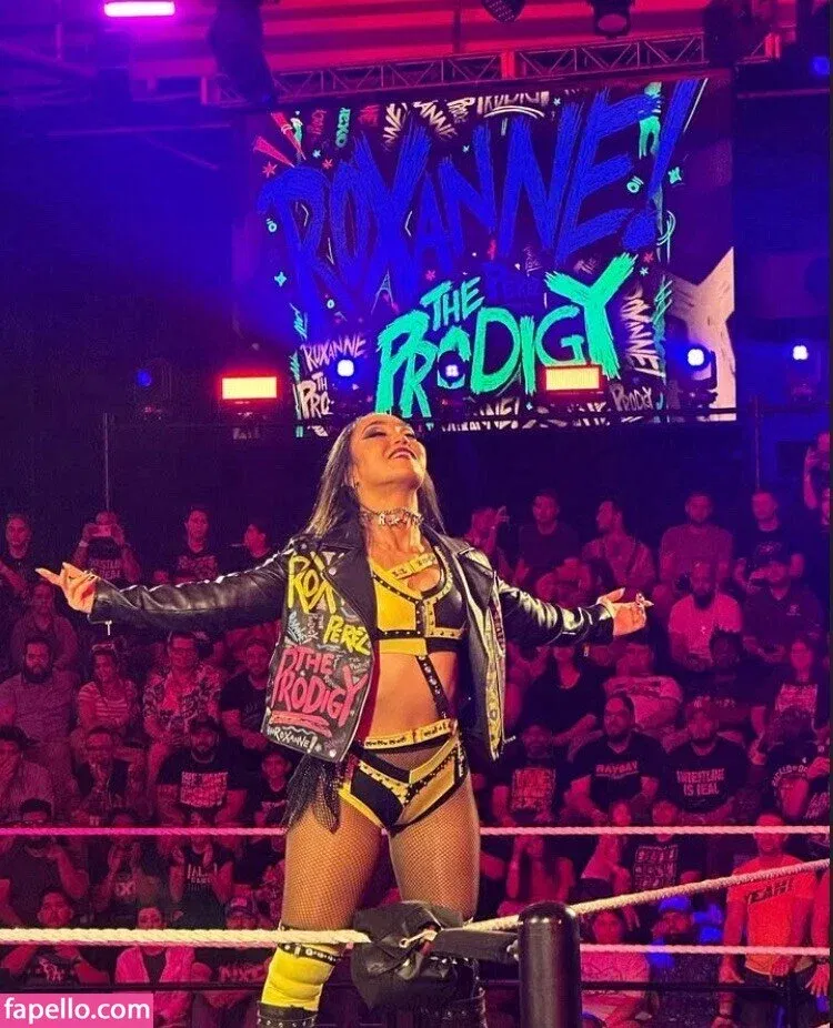 Roxanne Perez Onlyfans Photo Gallery 