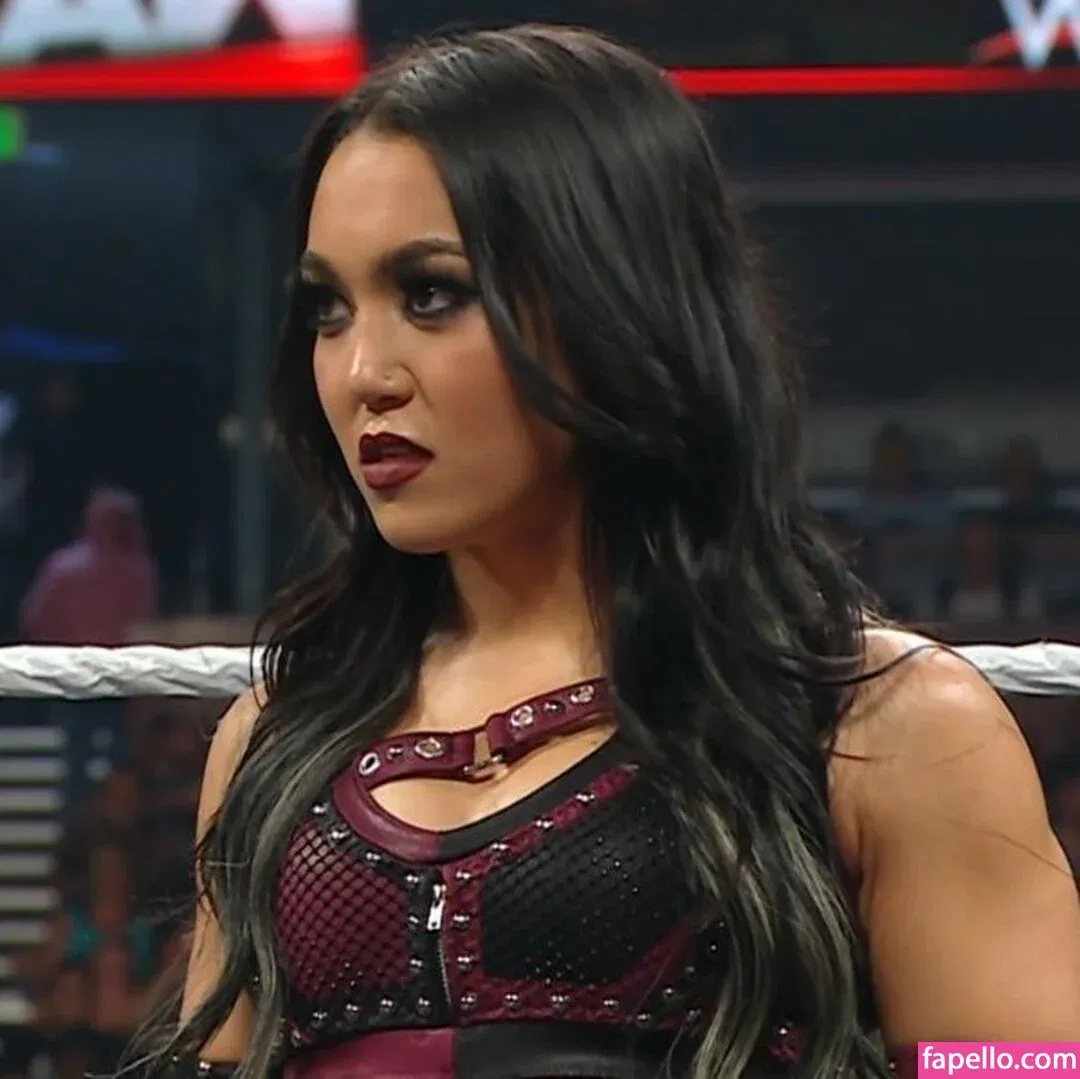 Roxanne Perez Onlyfans Photo Gallery 