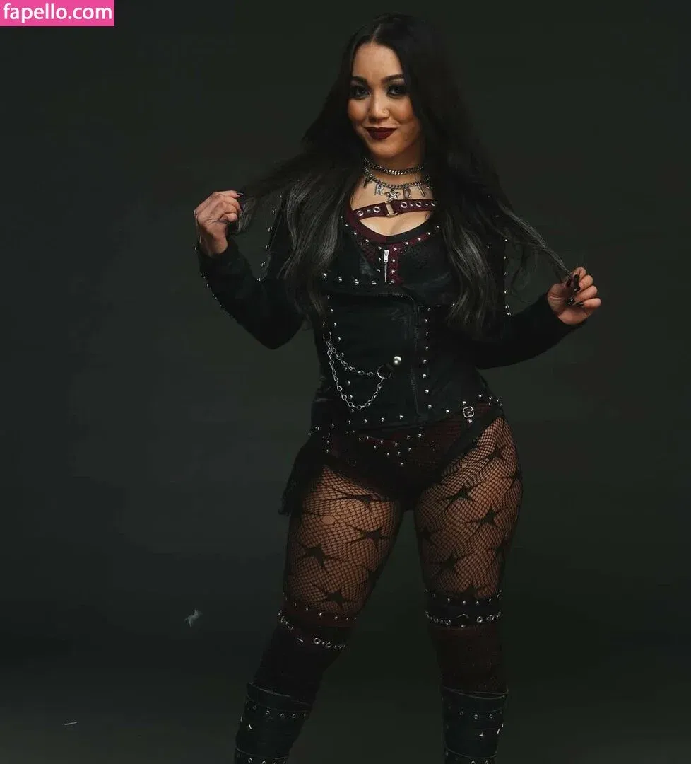 Roxanne Perez Onlyfans Photo Gallery 