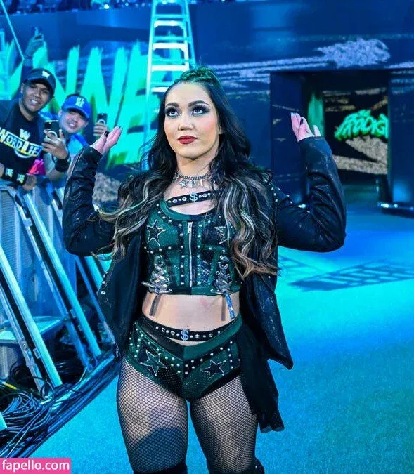 Roxanne Perez Onlyfans Photo Gallery 