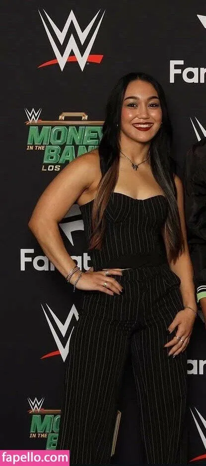 Roxanne Perez Onlyfans Photo Gallery 