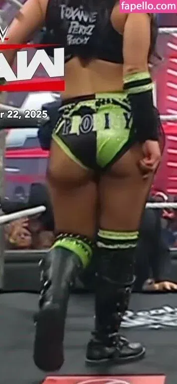 Roxanne Perez Onlyfans Photo Gallery 