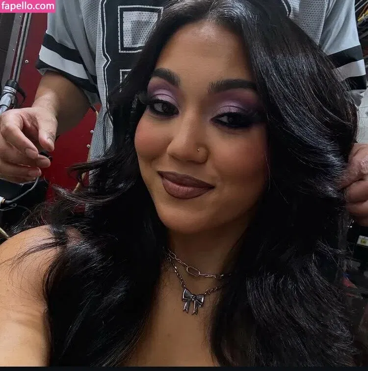 Roxanne Perez Onlyfans Photo Gallery 