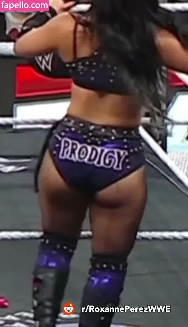 Roxanne Perez Onlyfans Photo Gallery 