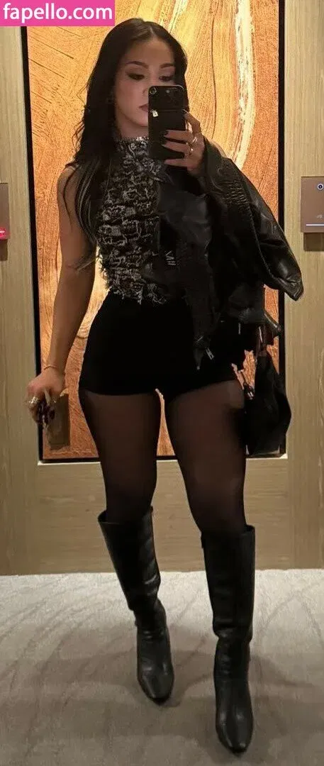 Roxanne Perez Onlyfans Photo Gallery 