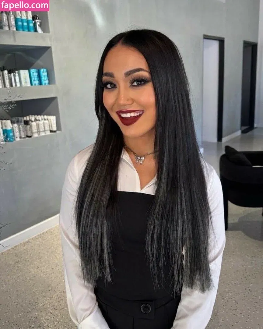 Roxanne Perez Onlyfans Photo Gallery 