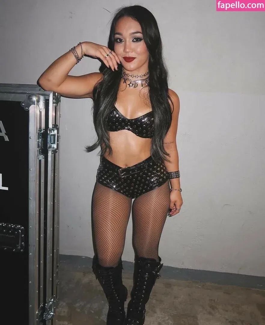 Roxanne Perez Onlyfans Photo Gallery 