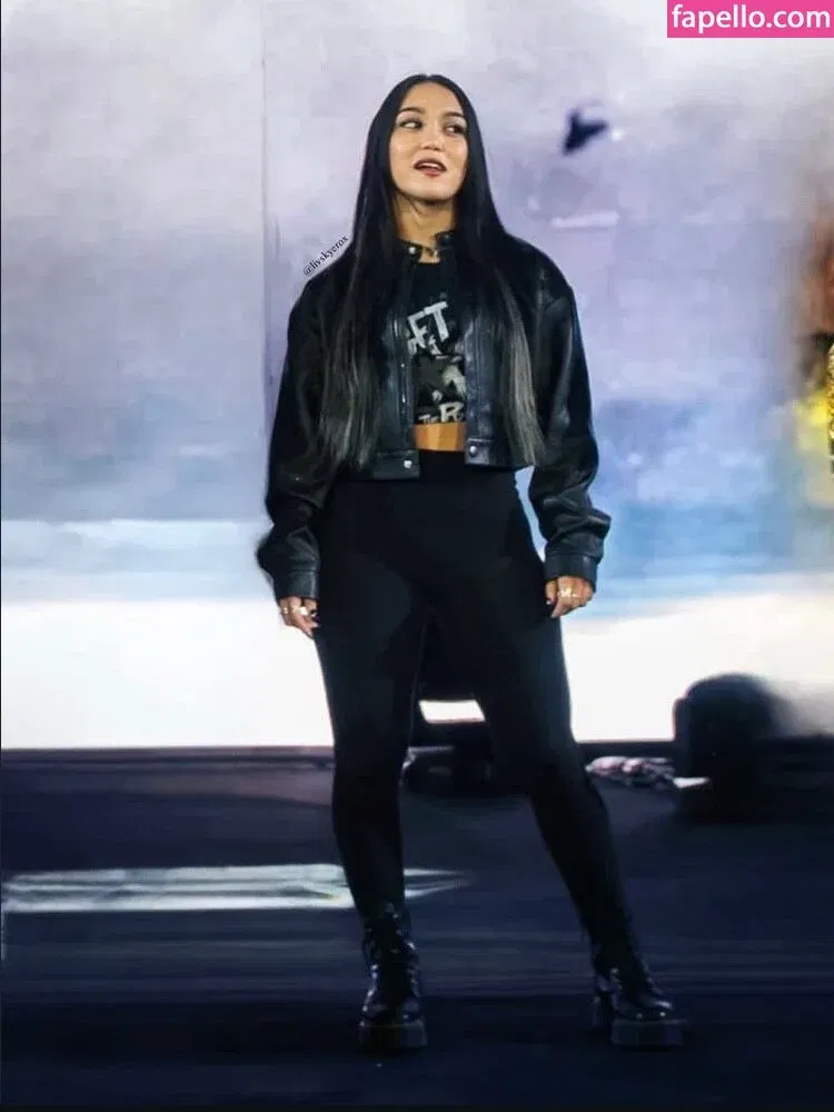 Roxanne Perez Onlyfans Photo Gallery 