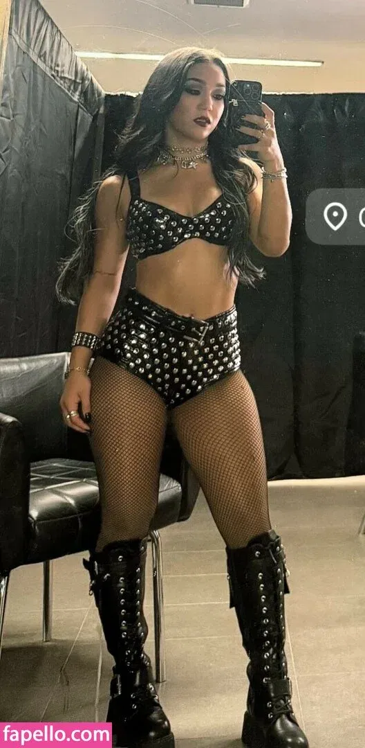 Roxanne Perez Onlyfans Photo Gallery 