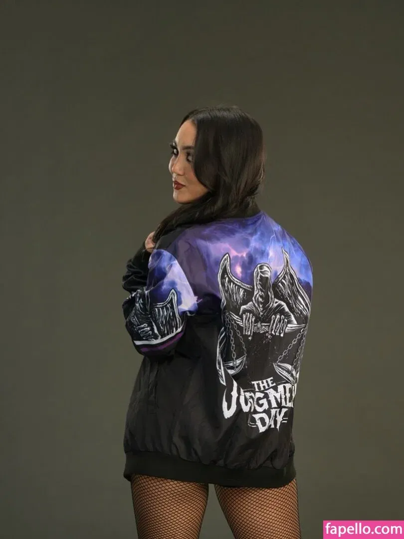 Roxanne Perez Onlyfans Photo Gallery 