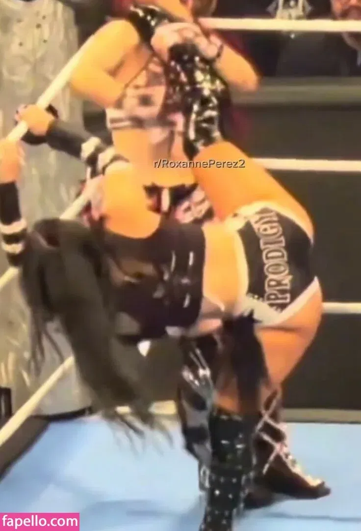 Roxanne Perez Onlyfans Photo Gallery 