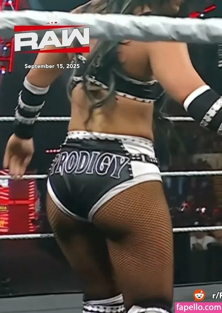 Roxanne Perez Onlyfans Photo Gallery 