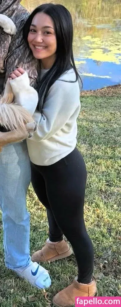 Roxanne Perez Onlyfans Photo Gallery 