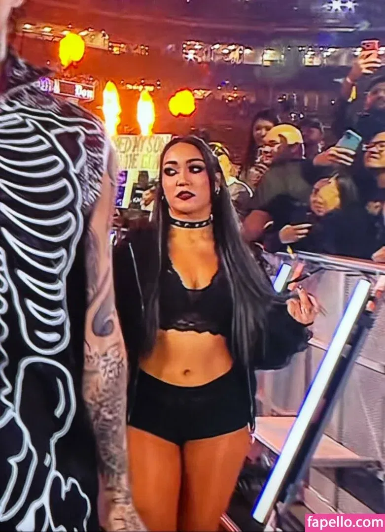 Roxanne Perez Onlyfans Photo Gallery 