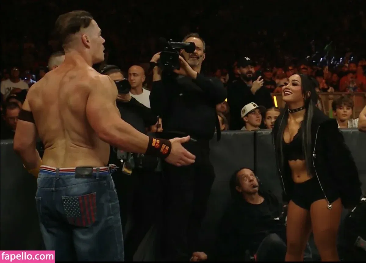 Roxanne Perez Onlyfans Photo Gallery 