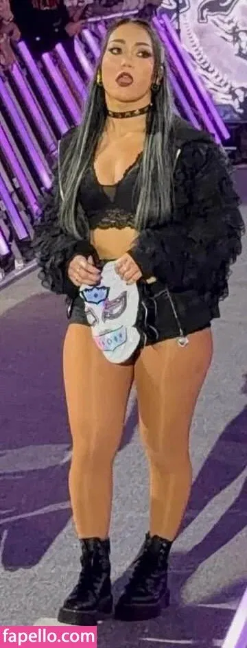 Roxanne Perez Onlyfans Photo Gallery 