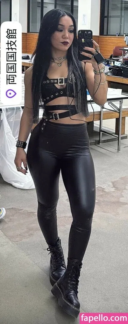 Roxanne Perez Onlyfans Photo Gallery 