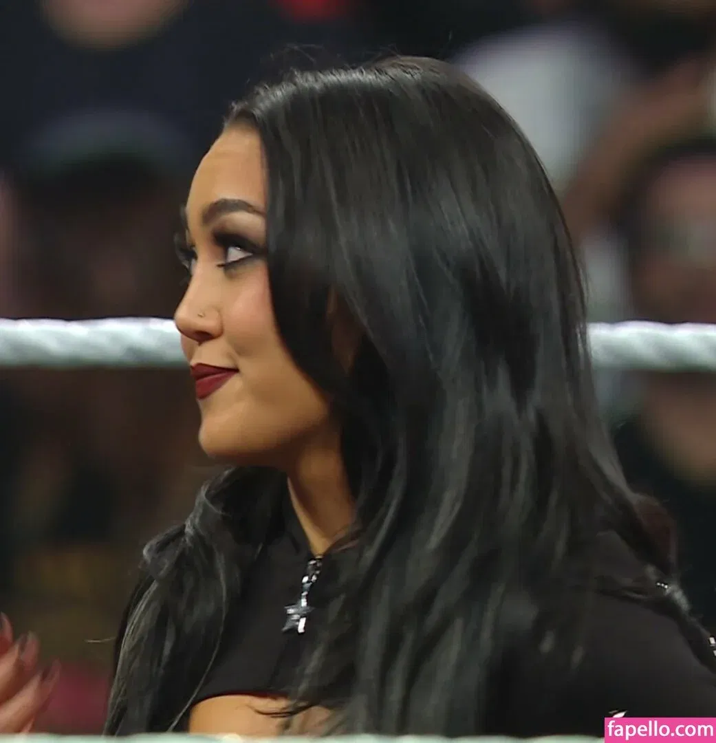 Roxanne Perez Onlyfans Photo Gallery 