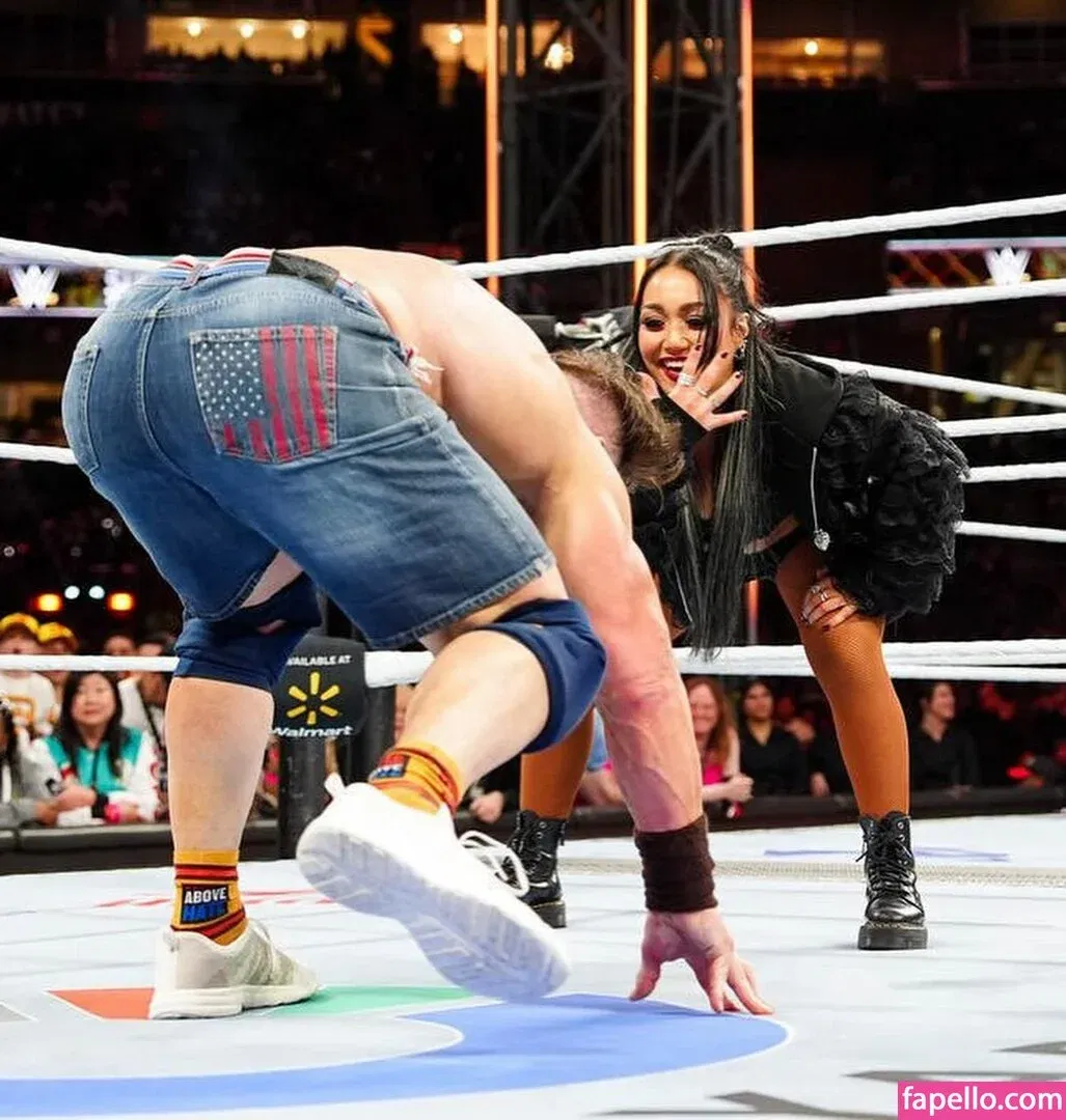 Roxanne Perez Onlyfans Photo Gallery 