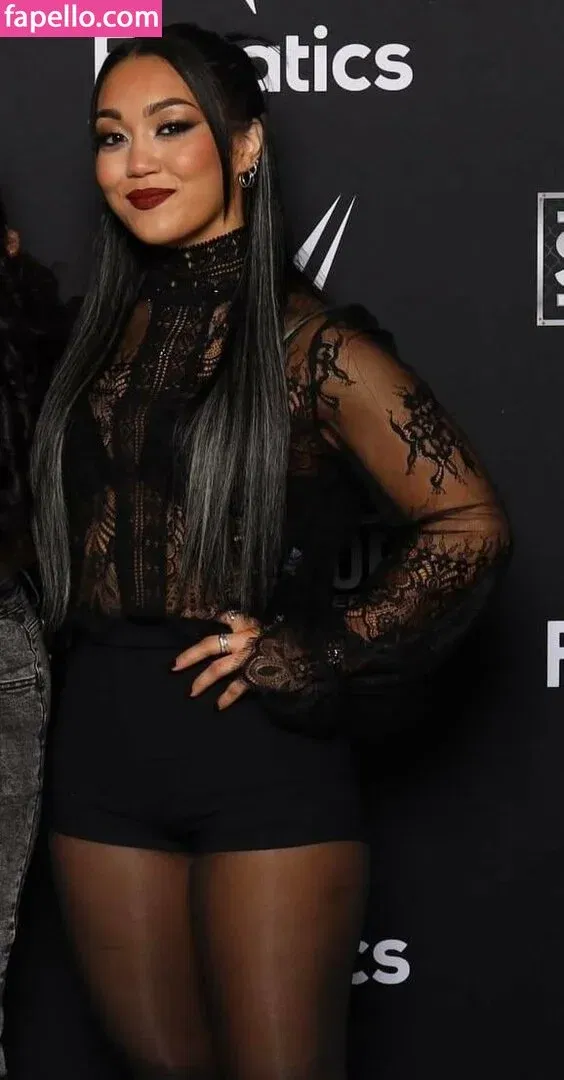 Roxanne Perez Onlyfans Photo Gallery 