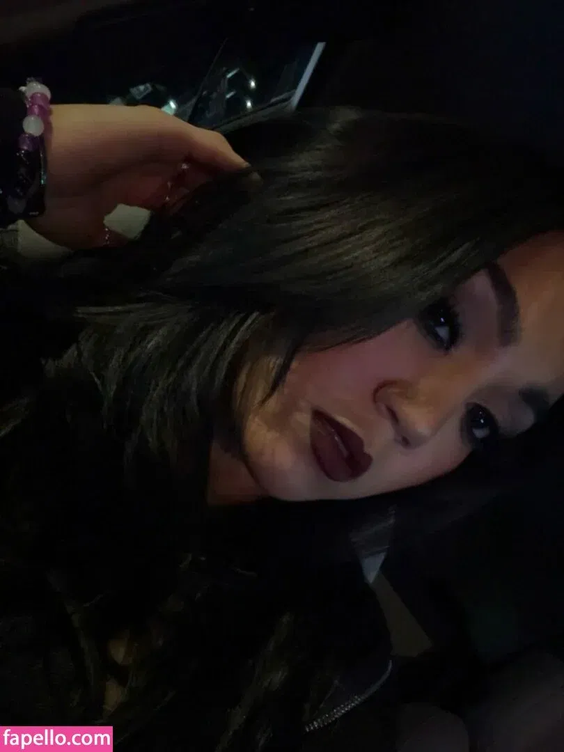 Roxanne Perez Onlyfans Photo Gallery 