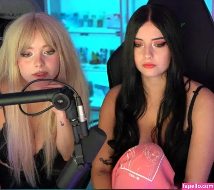 Burch Twins Onlyfans Photo Gallery 