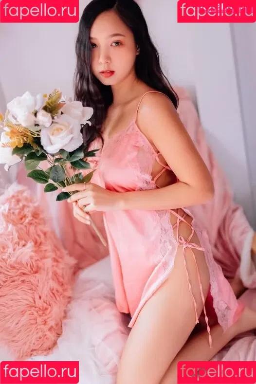 Nachpatcharawee Onlyfans Photo Gallery 