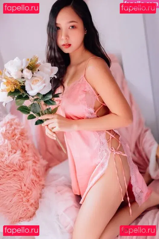 Nachpatcharawee Onlyfans Photo Gallery 